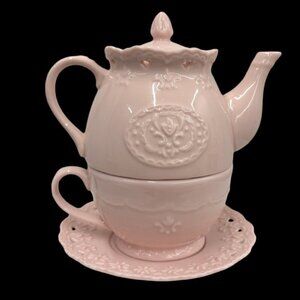 Pastel Lace Skye McGhie  tea-for-one stackable one-cup teapot with cup & saucer